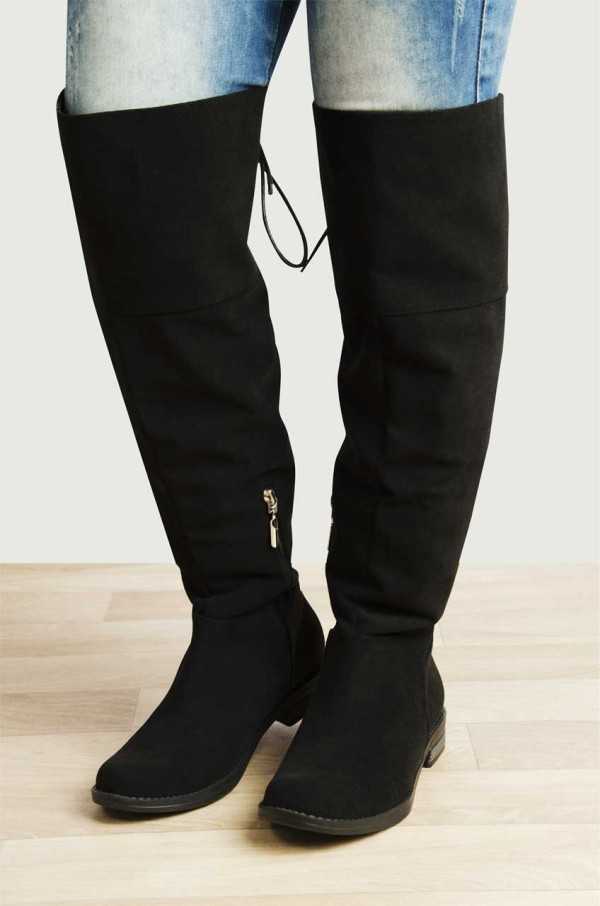Rebeca Black Boots