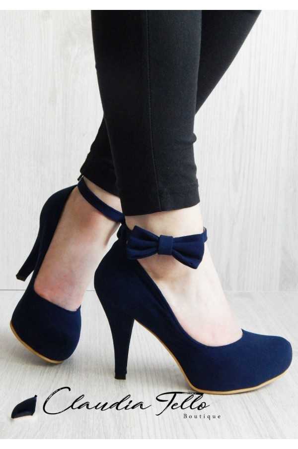 Victoria Blue Heels