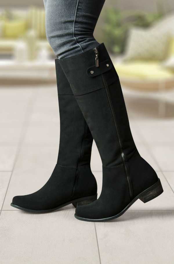 Daniela Black Boots