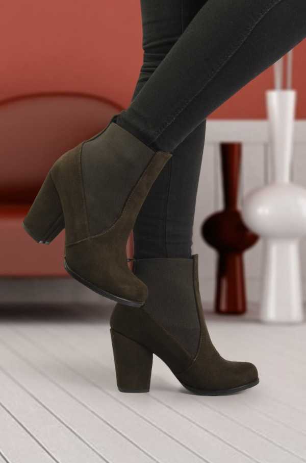 Vero Brown Ankle Boots