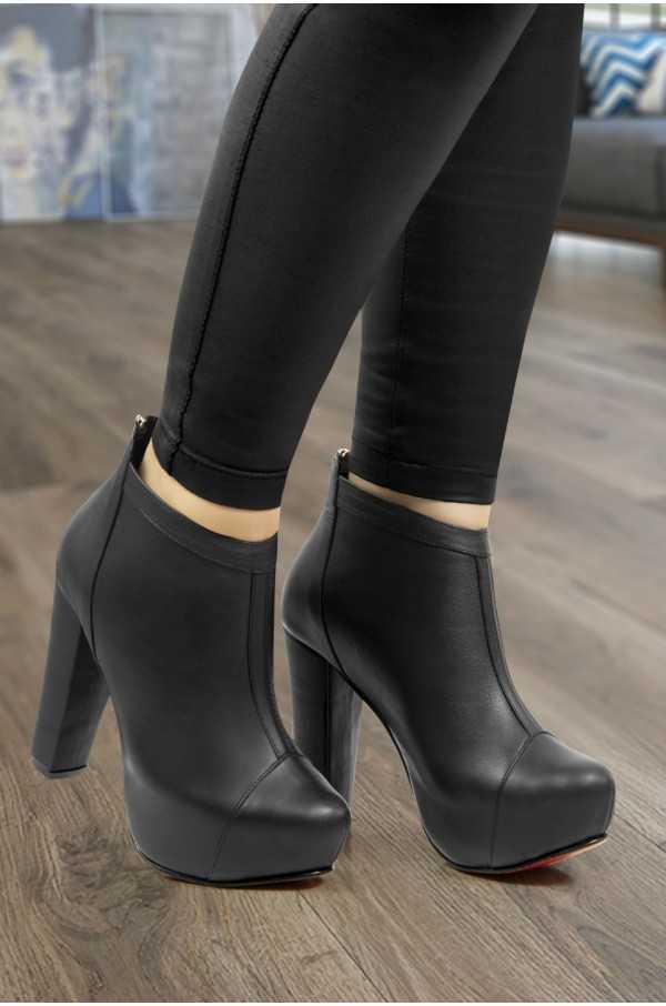 Coco Black Smooth Leather Ankle Boots