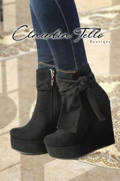 Pamela Black Leather Ankle Boots