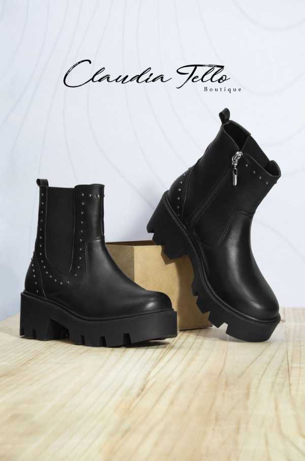 Veronica Black Ankle Boots